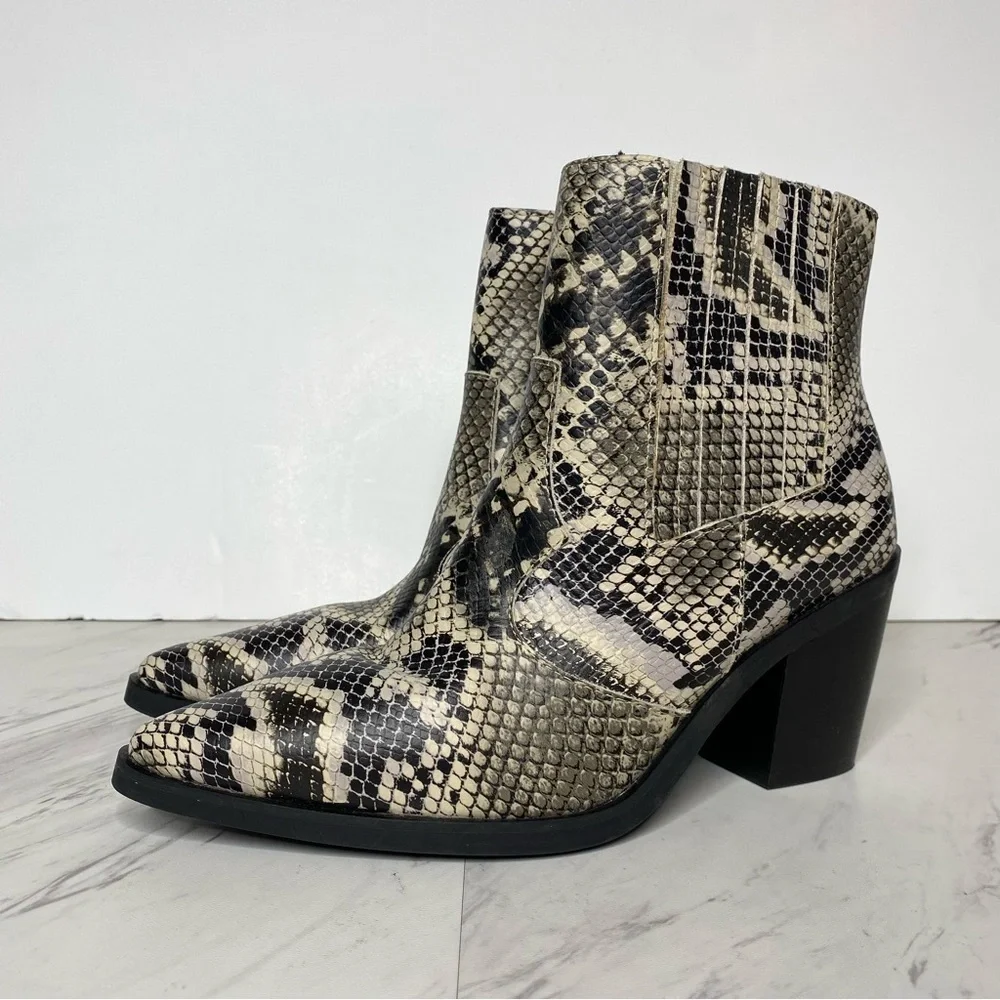 Blondo que snakeskin